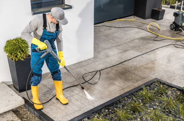 Why Choose Our Certified Pressure Washing Experts for Your Project Needs in Paris, TN?